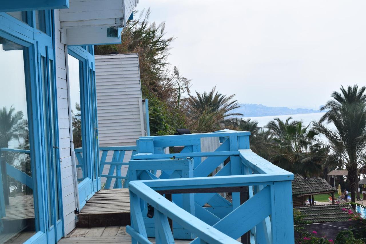 Cflow Beach Resort Byblos Bagian luar foto