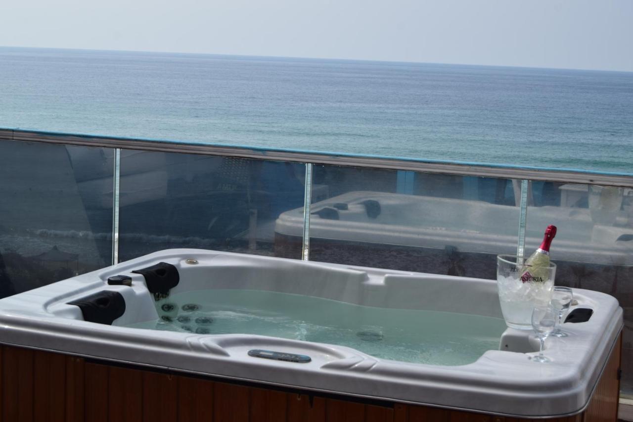 Cflow Beach Resort Byblos Bagian luar foto