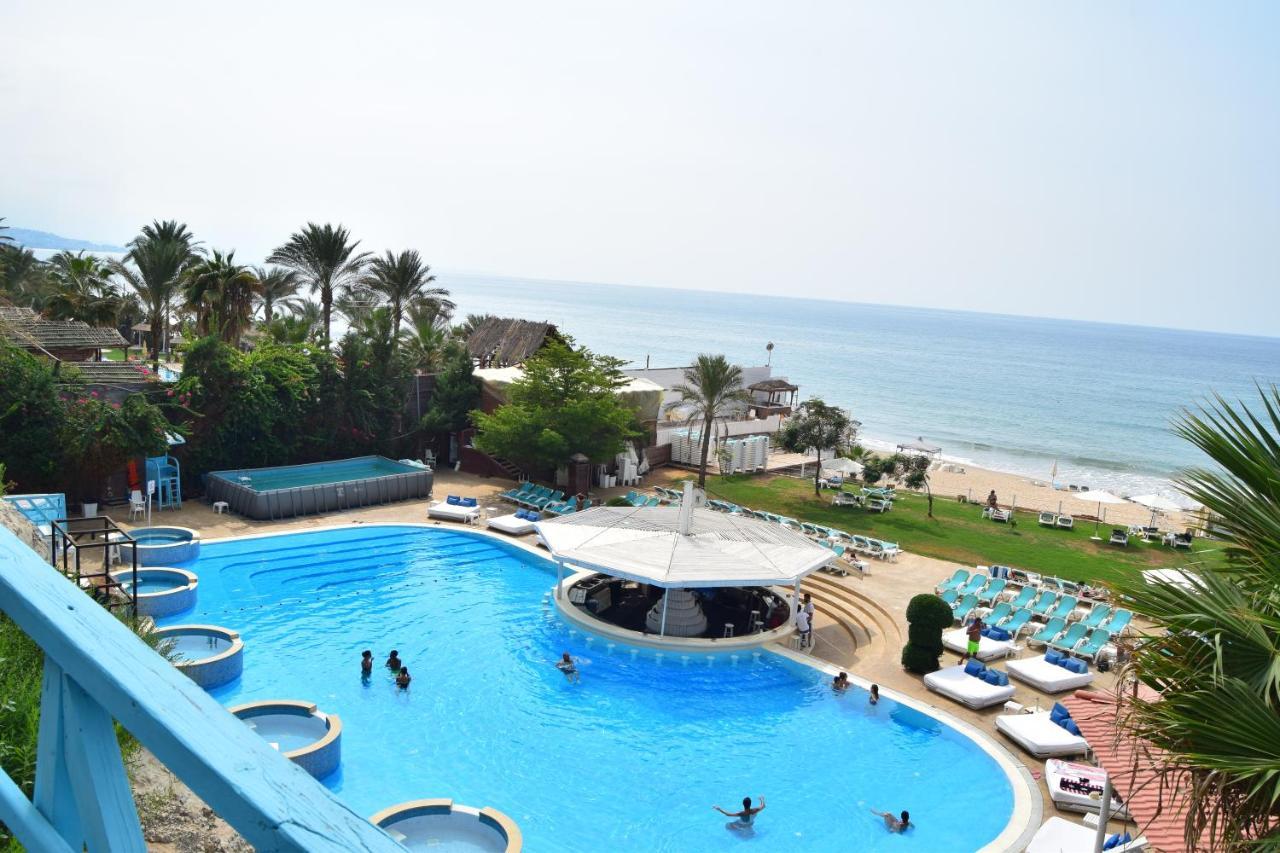 Cflow Beach Resort Byblos Bagian luar foto