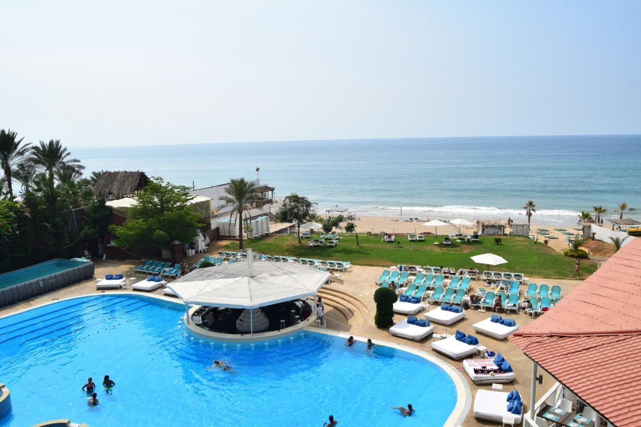 Cflow Beach Resort Byblos Bagian luar foto